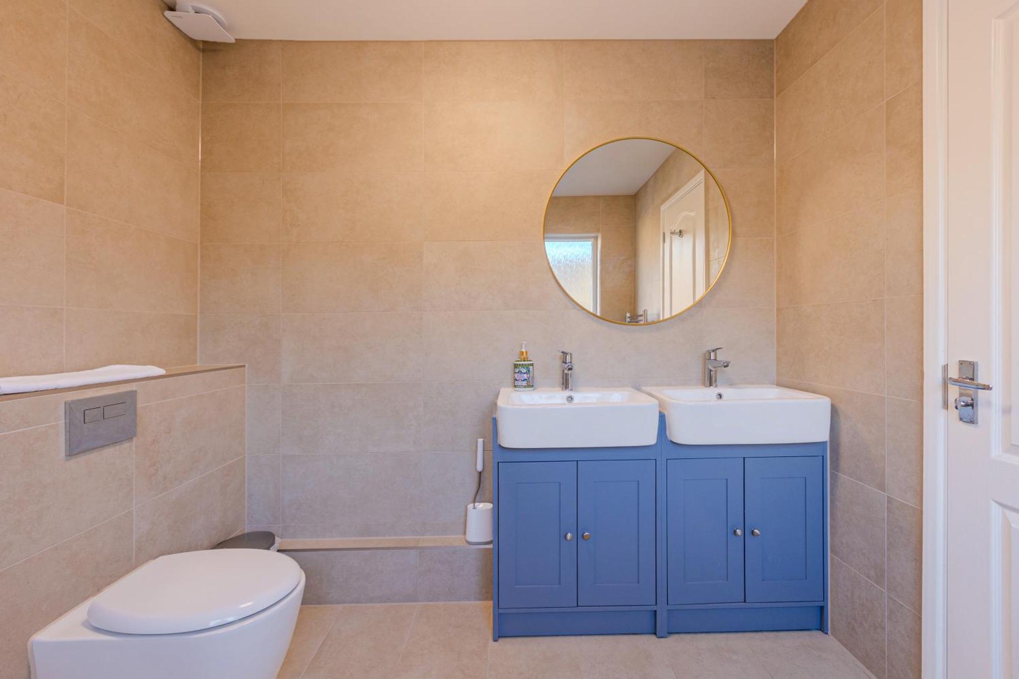 4br 4-floor House, W Patio, 10 Min Wapping Station Appartamento